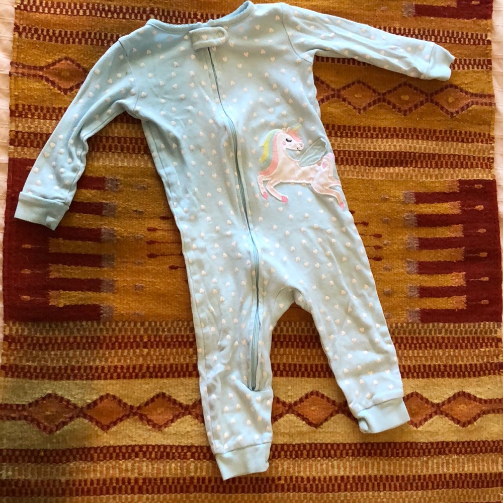 Unicorn jammies (Carter’s 12 month)